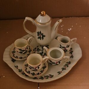 Madison & Max Gold Accent Christmas Minature Tea Set
